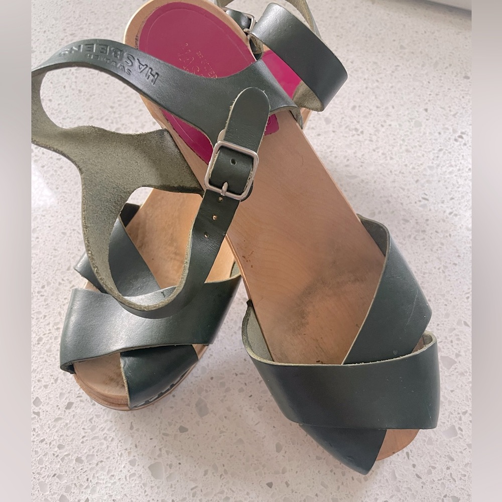 Swedish Hasbeens, Olive green, lightly worn. Great with dresses, shorts & pants.